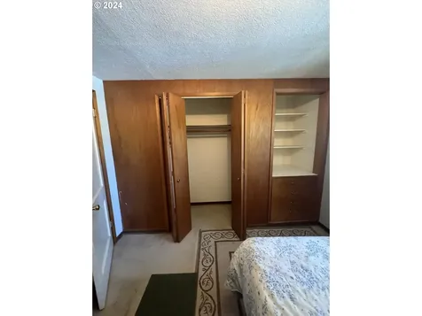 1304 Ne 110th Avenue Portland OR 97220