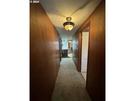 1304 Ne 110th Avenue Portland OR 97220