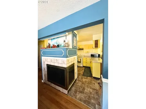 1304 Ne 110th Avenue Portland OR 97220