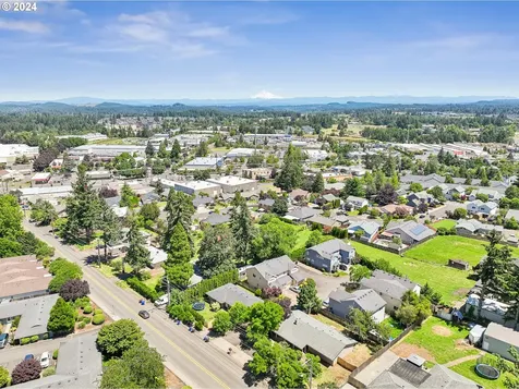 13608 Gaffney Lane Oregon City OR 97045