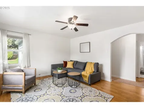 1105 N Watts Street Portland OR 97217
