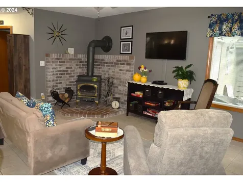 2261 NE 205th Avenue Fairview OR 97024