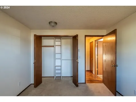 2455 Commercial Street North Bend OR 97459