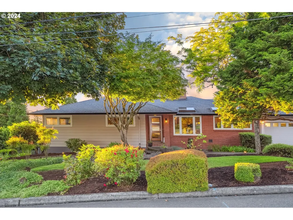9435 Se Clatsop Street Portland OR 97266