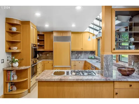 9435 Se Clatsop Street Portland OR 97266
