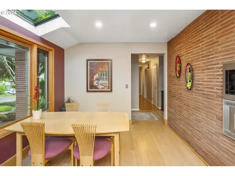 9435 Se Clatsop Street Portland OR 97266