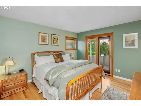 9435 Se Clatsop Street Portland OR 97266