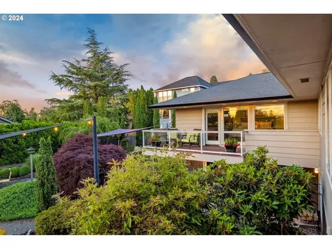 9435 Se Clatsop Street Portland OR 97266