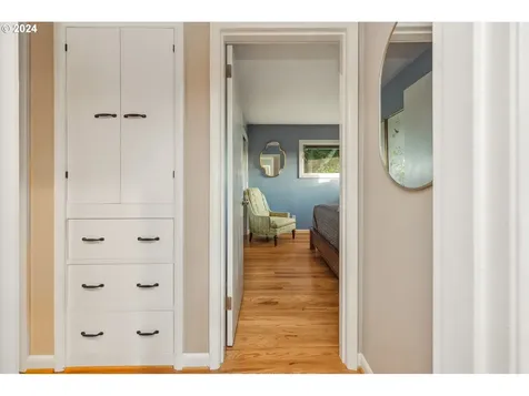 9435 Se Clatsop Street Portland OR 97266