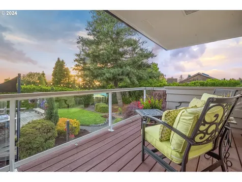 9435 Se Clatsop Street Portland OR 97266