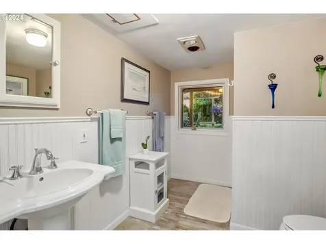 9435 Se Clatsop Street Portland OR 97266
