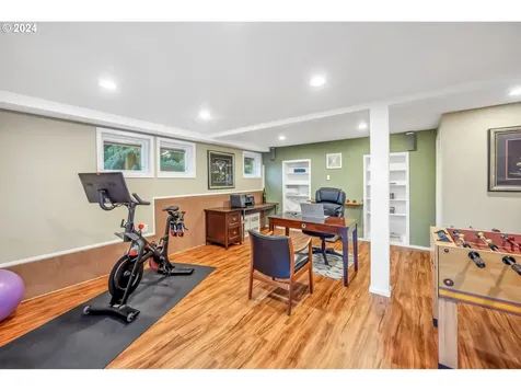 9435 Se Clatsop Street Portland OR 97266