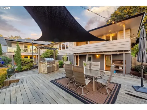 9435 Se Clatsop Street Portland OR 97266