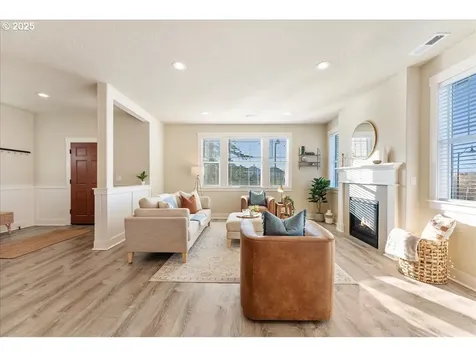 15183 NW Rossetta Street Portland OR 97229