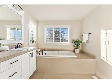 15183 NW Rossetta Street Portland OR 97229