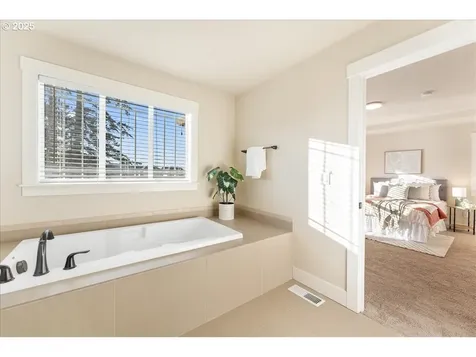 15183 NW Rossetta Street Portland OR 97229