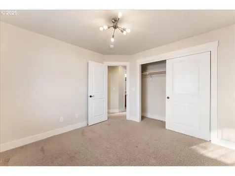 15183 NW Rossetta Street Portland OR 97229