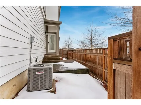 15183 NW Rossetta Street Portland OR 97229