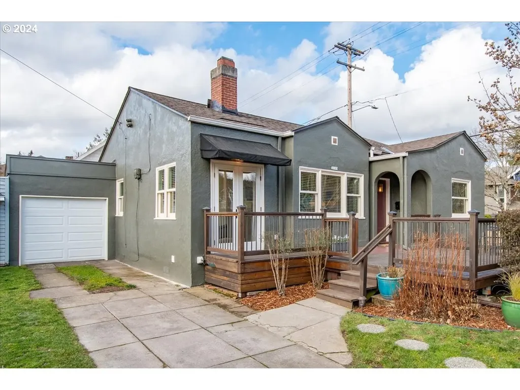 2105 Se 51st Avenue Portland OR 97215