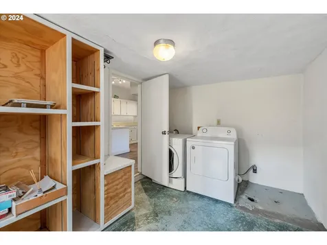 719 9th Street Hood River OR 97031