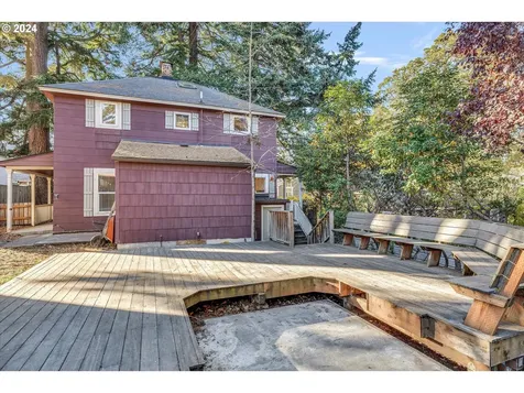 719 9th Street Hood River OR 97031