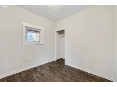 719 9th Street Hood River OR 97031