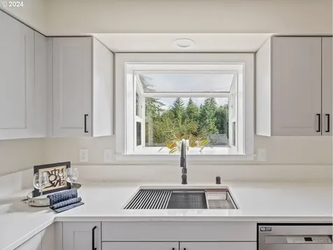 123 Desiree Road Longview WA 98632