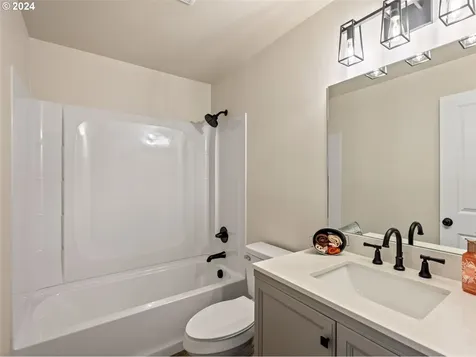 123 Desiree Road Longview WA 98632