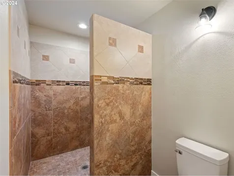 123 Desiree Road Longview WA 98632