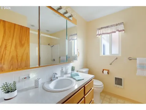 2121 46th Avenue Longview WA 98632