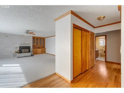 2121 46th Avenue Longview WA 98632