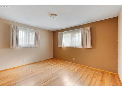 2121 46th Avenue Longview WA 98632