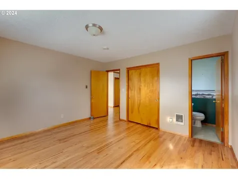 2121 46th Avenue Longview WA 98632