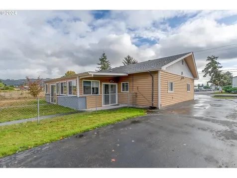 2121 46th Avenue Longview WA 98632