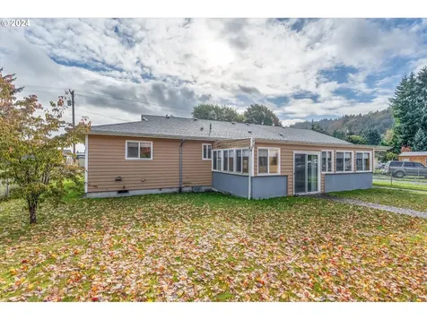 2121 46th Avenue Longview WA 98632