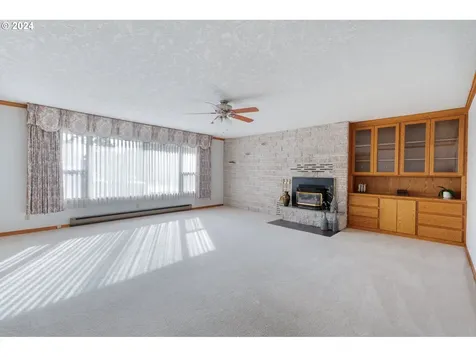 2121 46th Avenue Longview WA 98632
