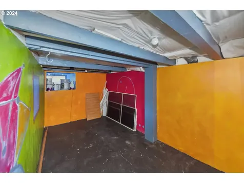 610 NE Webster Street Portland OR 97211
