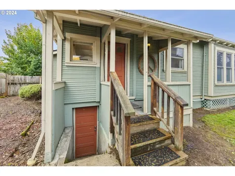 610 NE Webster Street Portland OR 97211