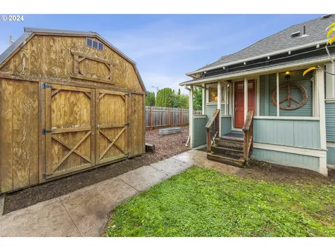 610 NE Webster Street Portland OR 97211