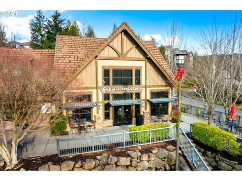 1906 NW Yorkshire Lane Portland OR 97229