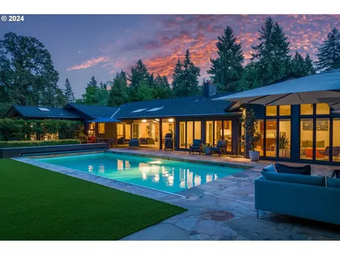 1545 S Mary Failing Court Portland OR 97219