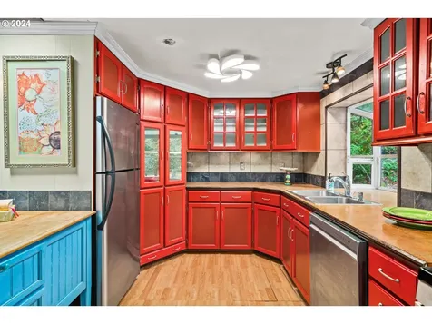 525 Bennett Creek Road Cottage Grove OR 97424
