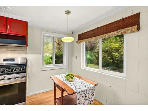 525 Bennett Creek Road Cottage Grove OR 97424