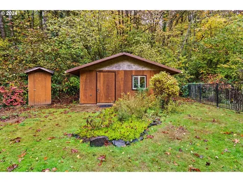 525 Bennett Creek Road Cottage Grove OR 97424
