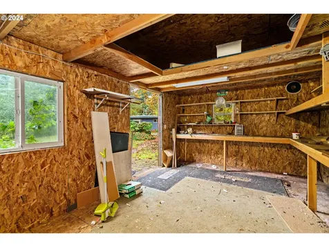 525 Bennett Creek Road Cottage Grove OR 97424