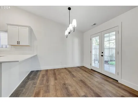2795 Roanoke Street Woodburn OR 97071