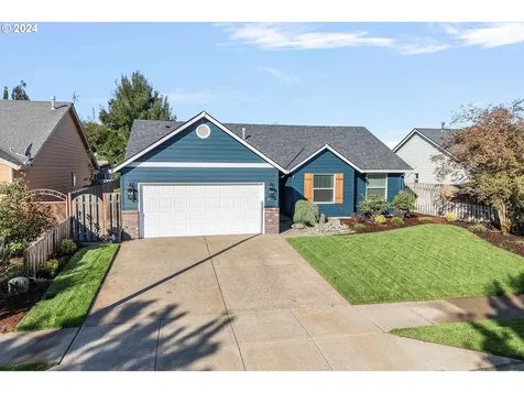 2795 Roanoke Street Woodburn OR 97071