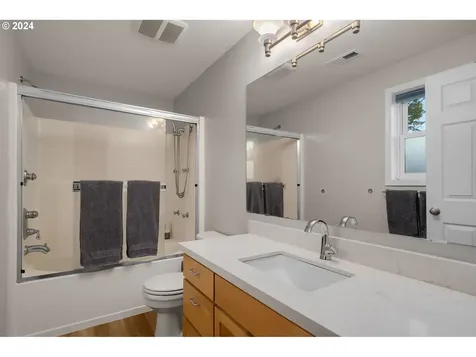 21217 Sw Houston Drive Sherwood OR 97140