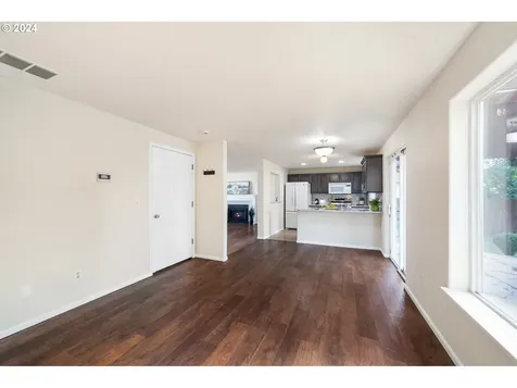3032 SE Tumblestone Drive Hillsboro OR 97123