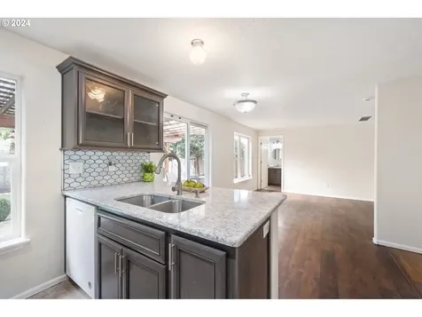 3032 SE Tumblestone Drive Hillsboro OR 97123